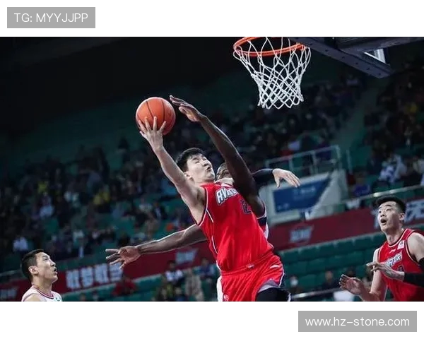 深圳羽毛球队以75分领跑奥运会积分榜展现强劲实力与团队风采